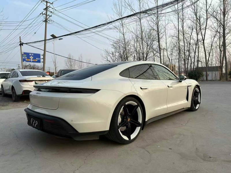 徐州21年保时捷Taycan7