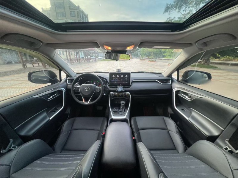 汕头21年丰田威兰达7