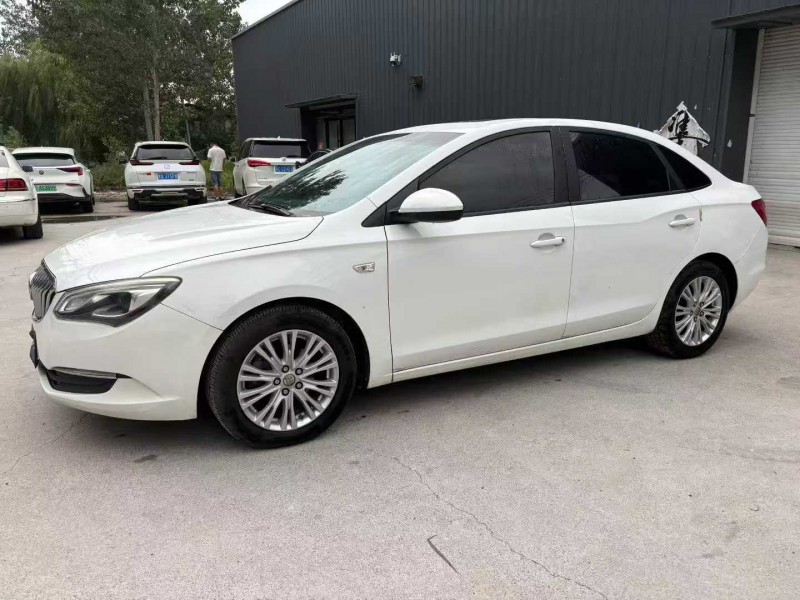 徐州17年别克英朗3