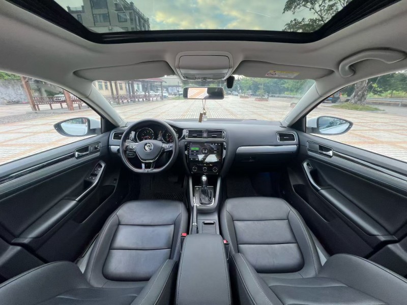 汕头19年大众速腾7