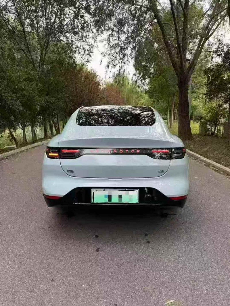 烟台24年零跑汽车C019