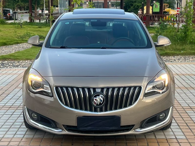 汕头17年别克君威1