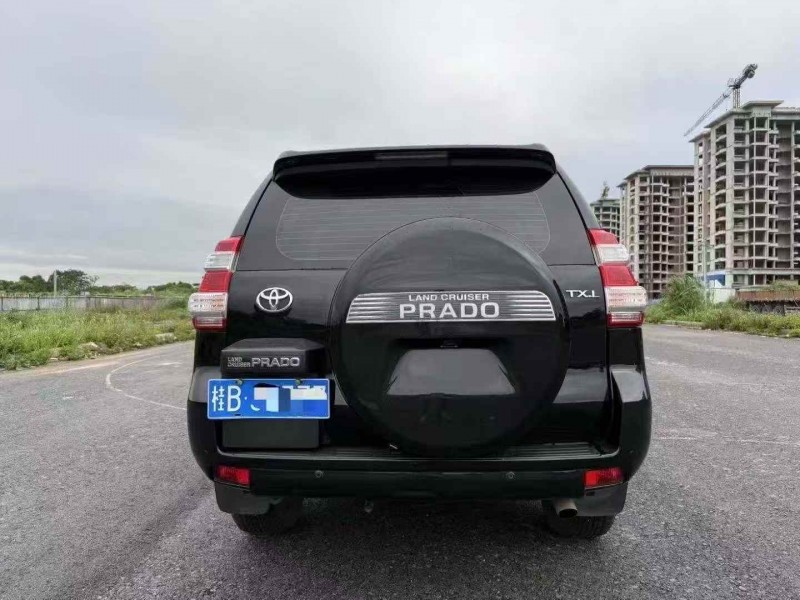 钦州18年丰田普拉多9