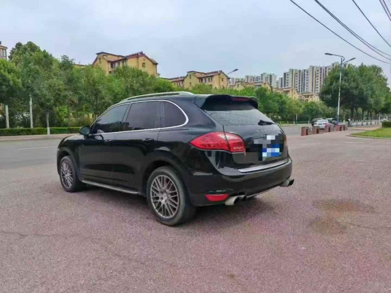 秦皇岛14年保时捷卡宴8