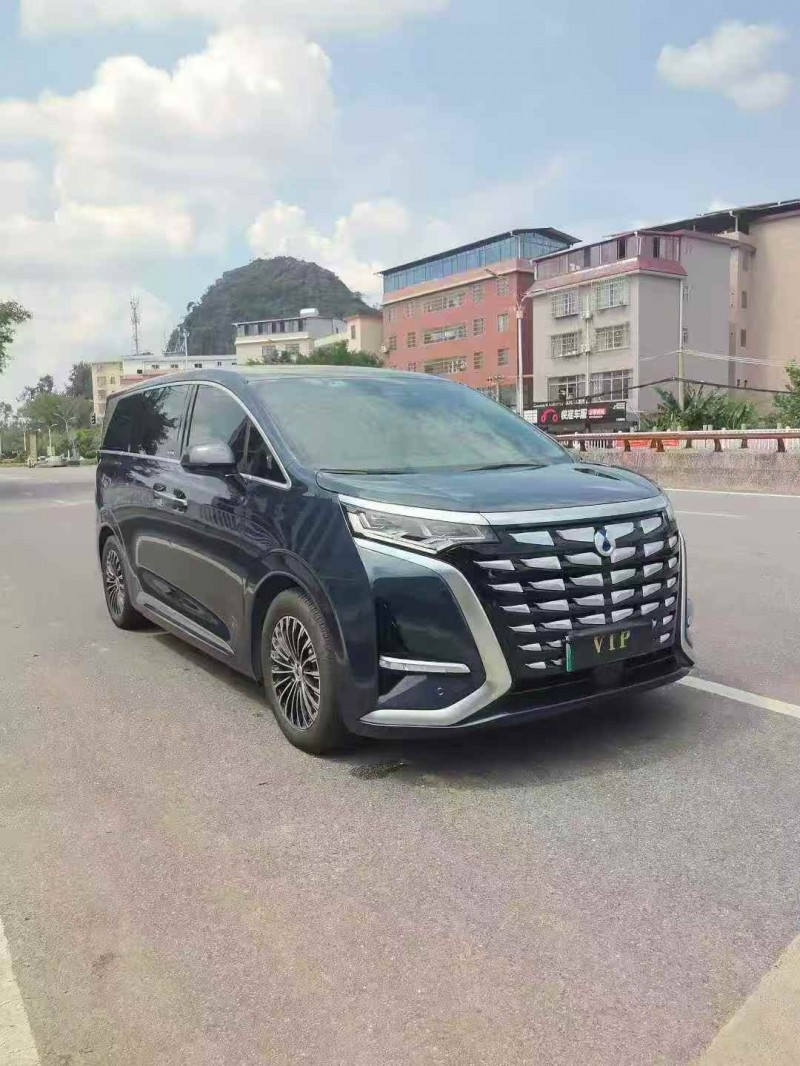 桂林23年腾势D92