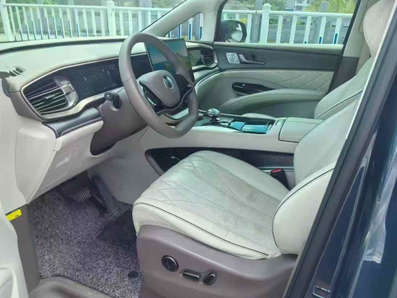 桂林23年腾势D94