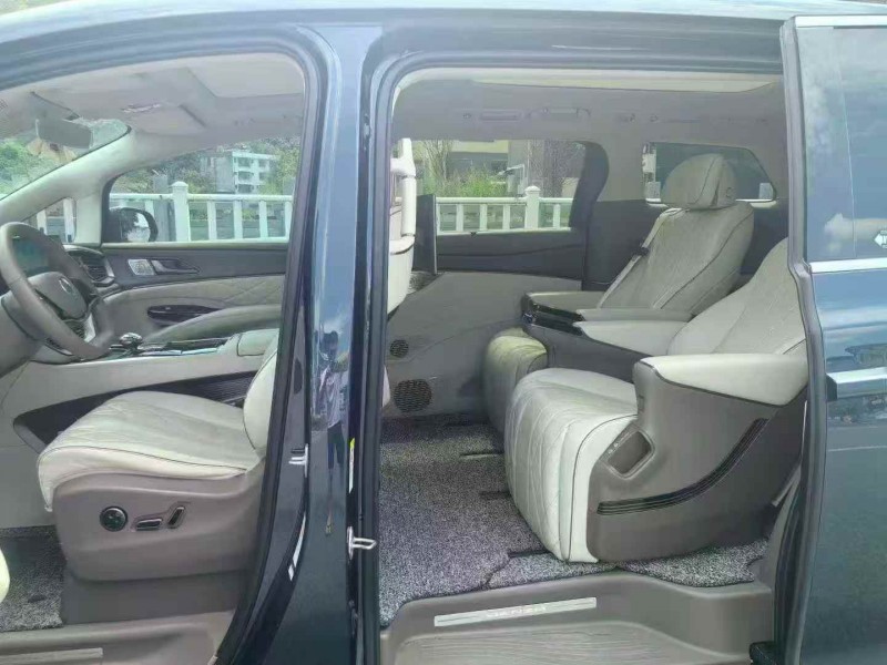 桂林23年腾势D95