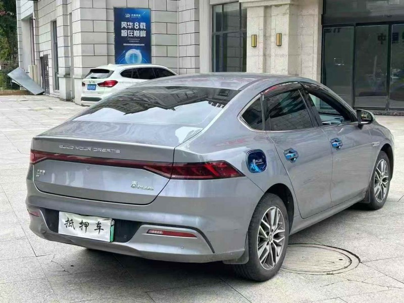 吉安24年比亚迪秦8