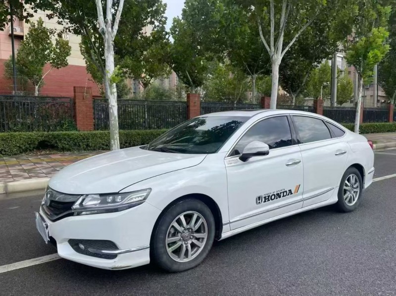 郑州18年本田思铂睿2