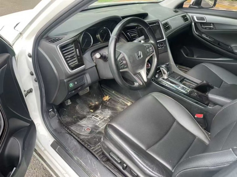 郑州18年本田思铂睿7