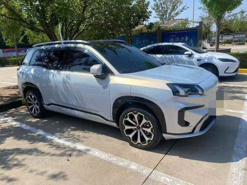 枣庄25年传祺埃安S2