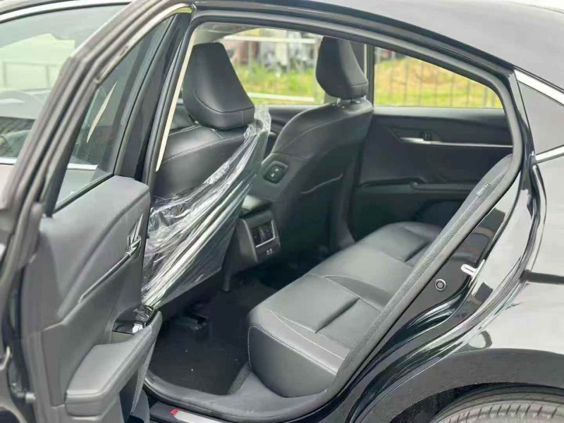 衢州25年丰田凯美瑞6