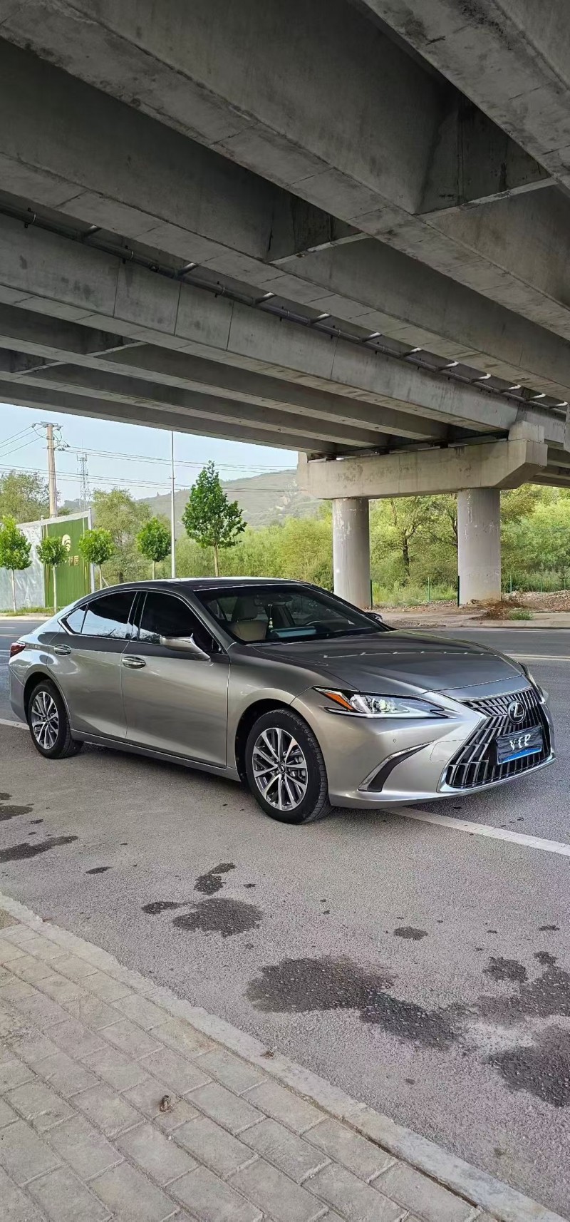 兰州23年雷克萨斯ES3