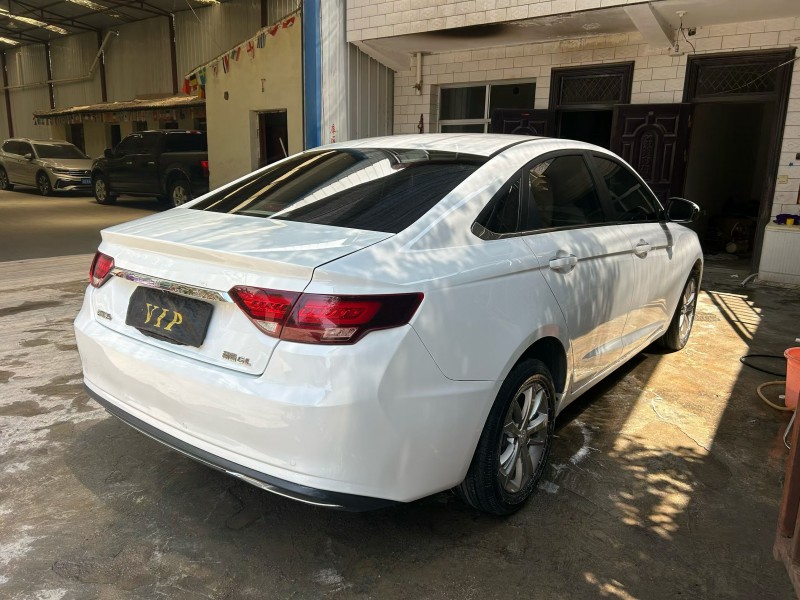 兰州21年吉利帝豪8