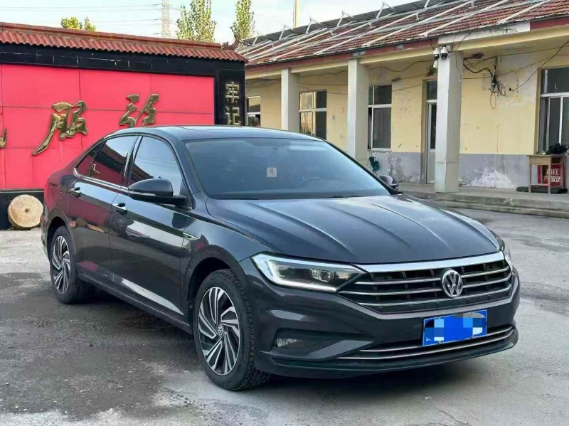 枣庄21年大众速腾3