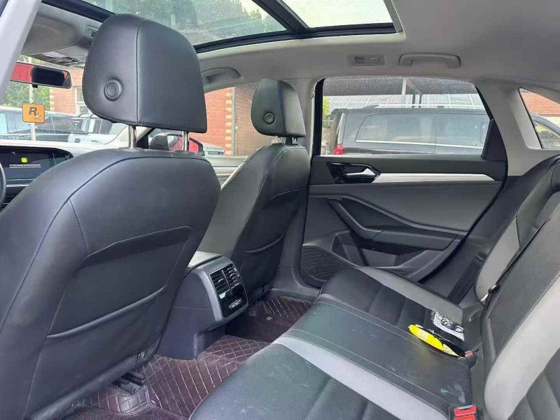 枣庄21年大众速腾6