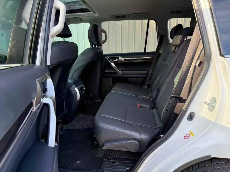 济宁17年雷克萨斯GX6