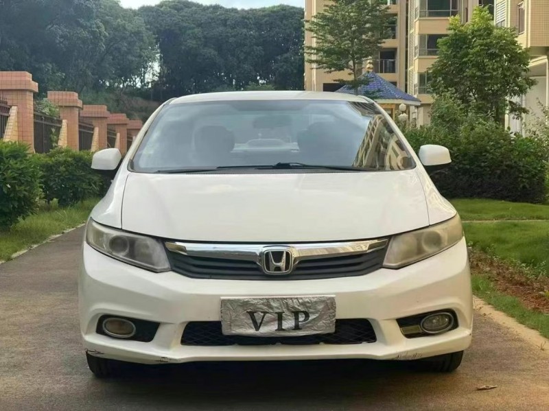 东莞13年本田思域1