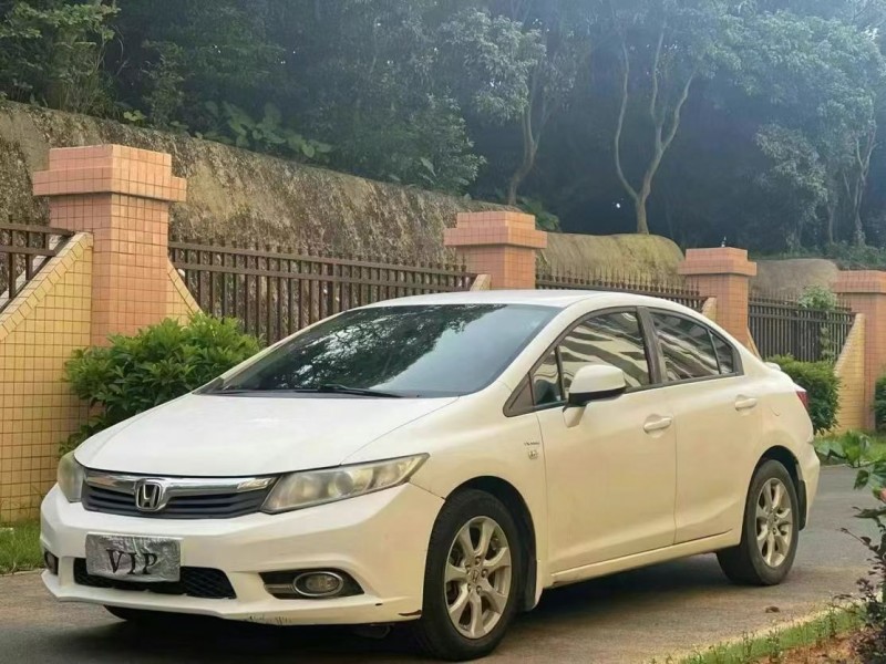 东莞13年本田思域11