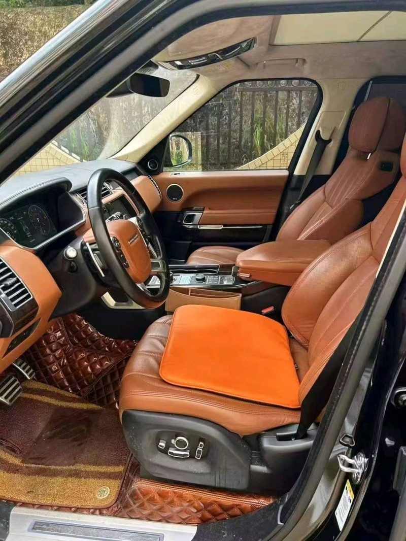 东莞17年路虎揽胜运动6