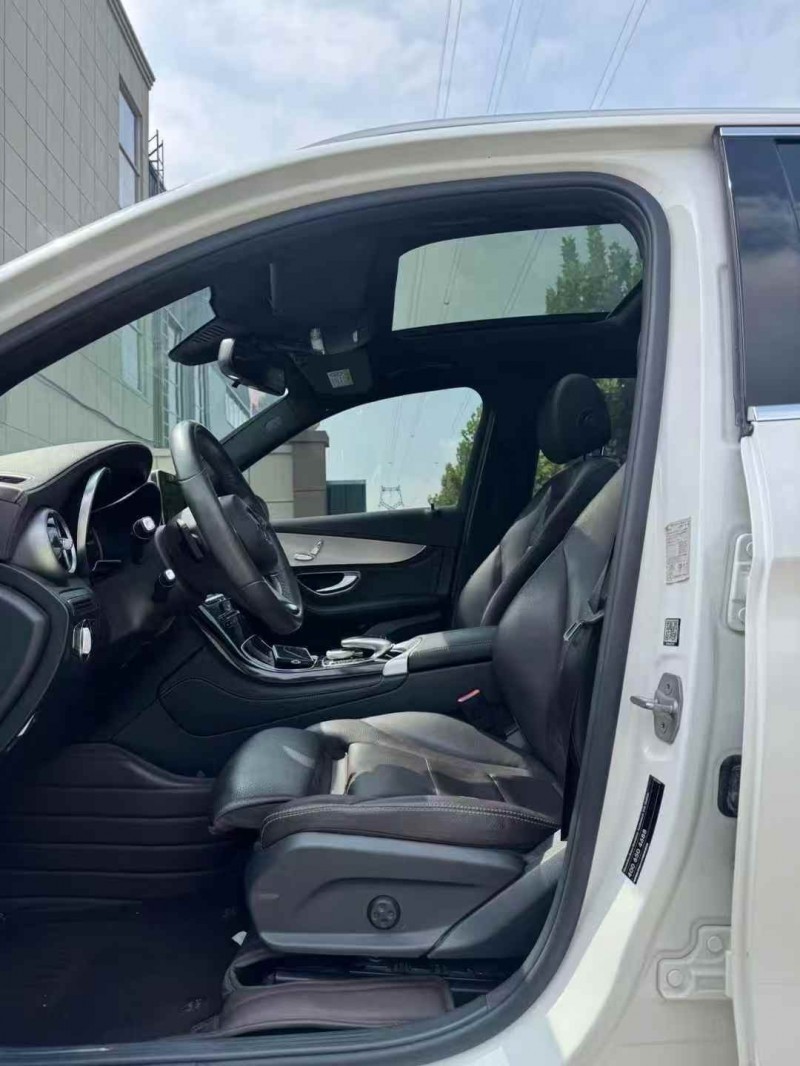 日照18年奔驰GLC5