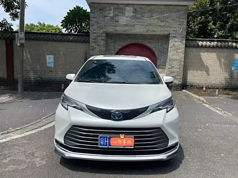 江门22年丰田塞纳1