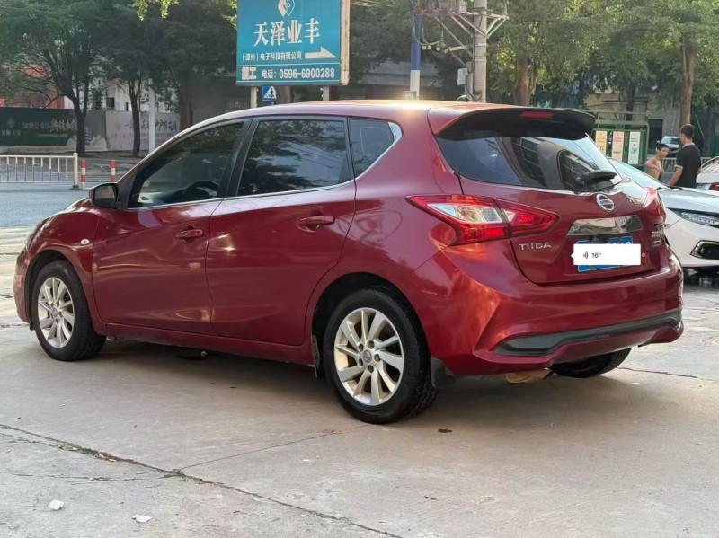 厦门17年日产骐达4