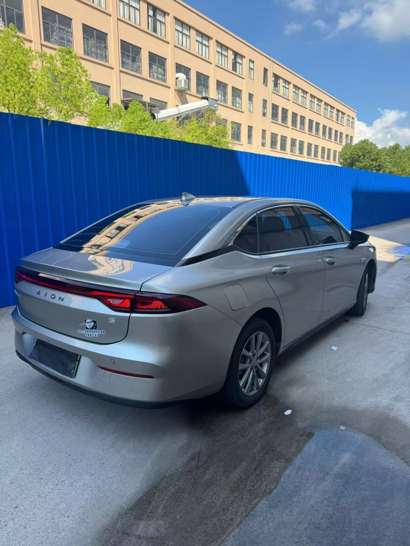 金华24年传祺埃安S7