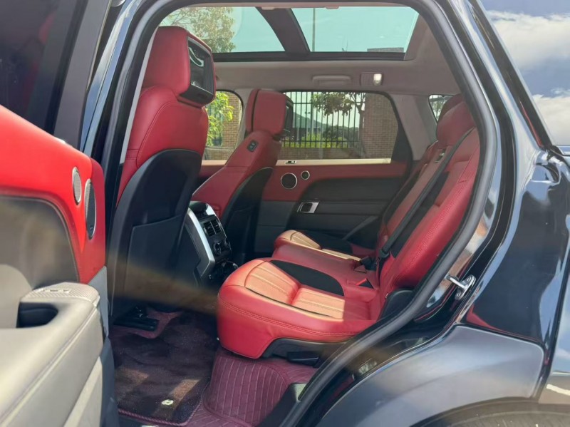 厦门21年路虎揽胜运动8