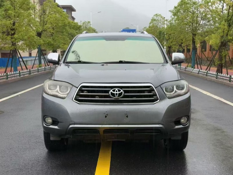 厦门12年丰田汉兰达1