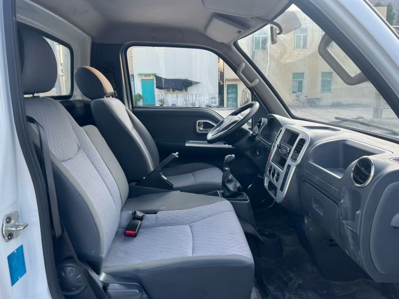 汕头23年东风途逸6