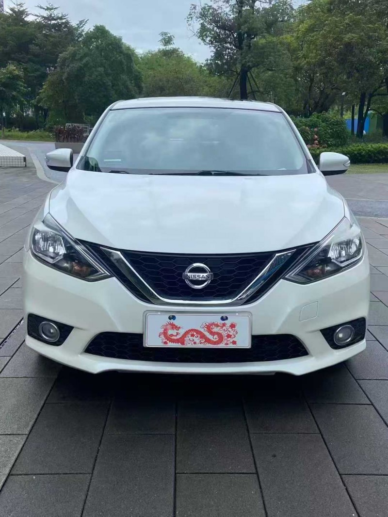 汕头17年日产轩逸1