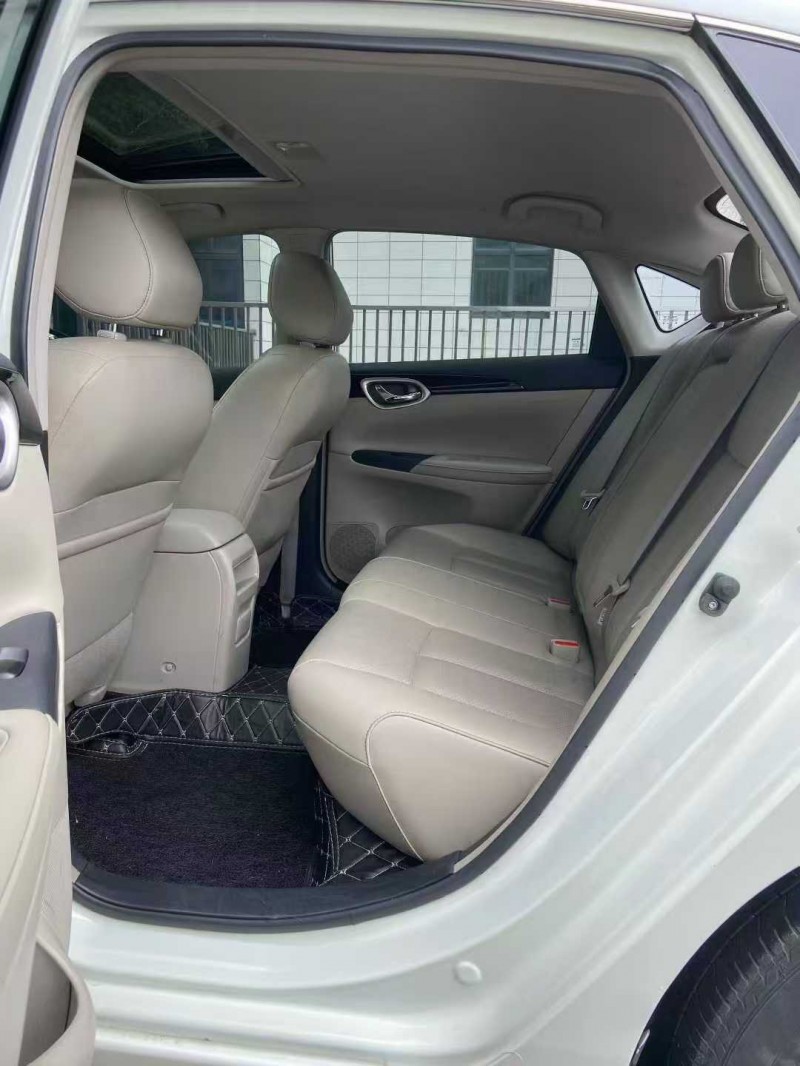 汕头17年日产轩逸5