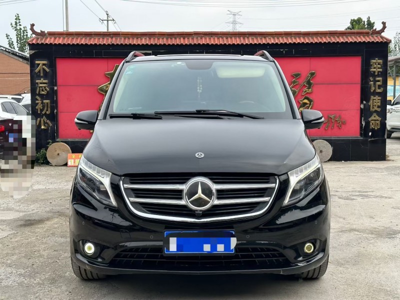 淄博18年奔驰威霆1