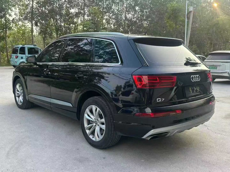 徐州18年奥迪Q78