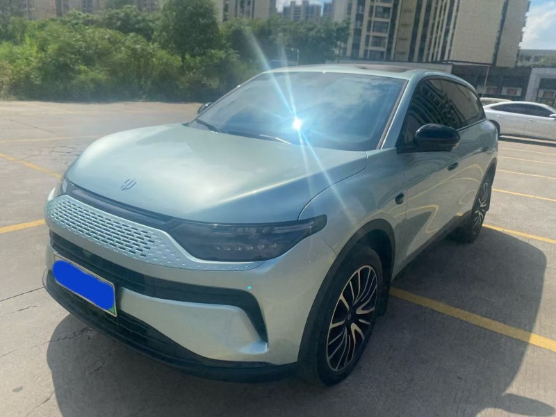 珠海23年零跑汽车C112