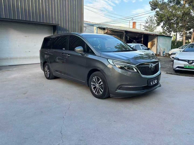 徐州18年别克GL82