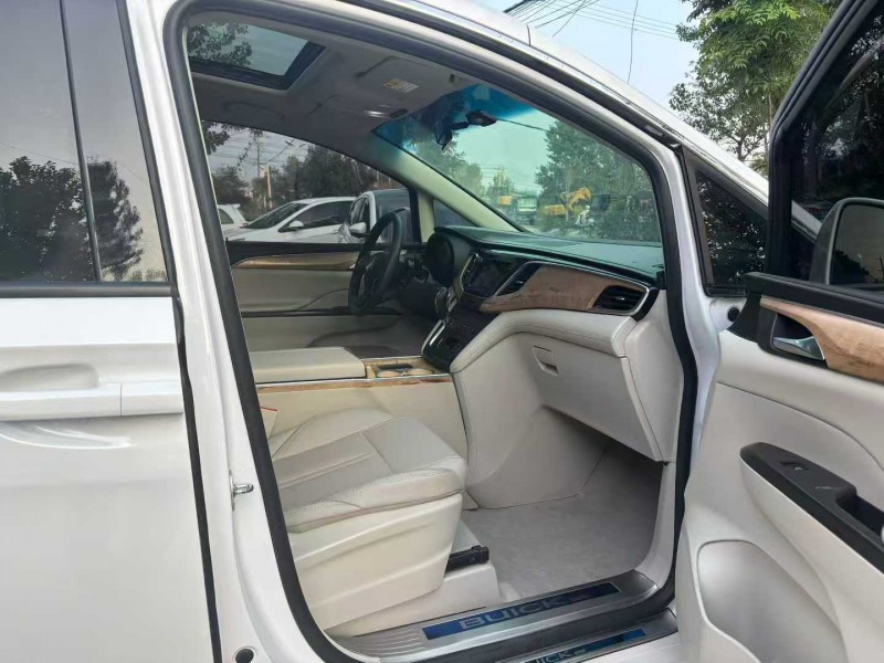 徐州18年别克GL87