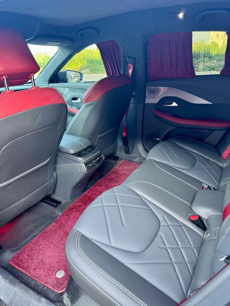 湛江24年极狐汽车阿尔法7