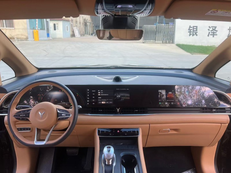 徐州24年岚图汽车梦想家7