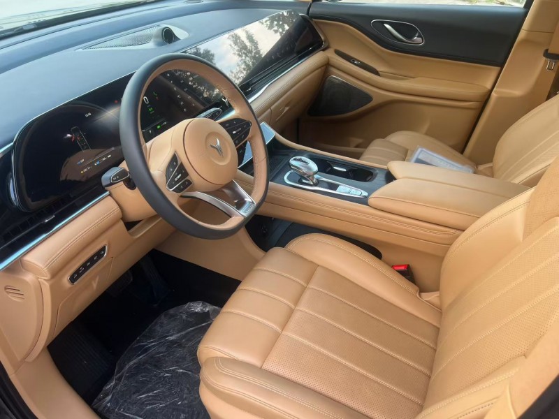 徐州24年岚图汽车梦想家8