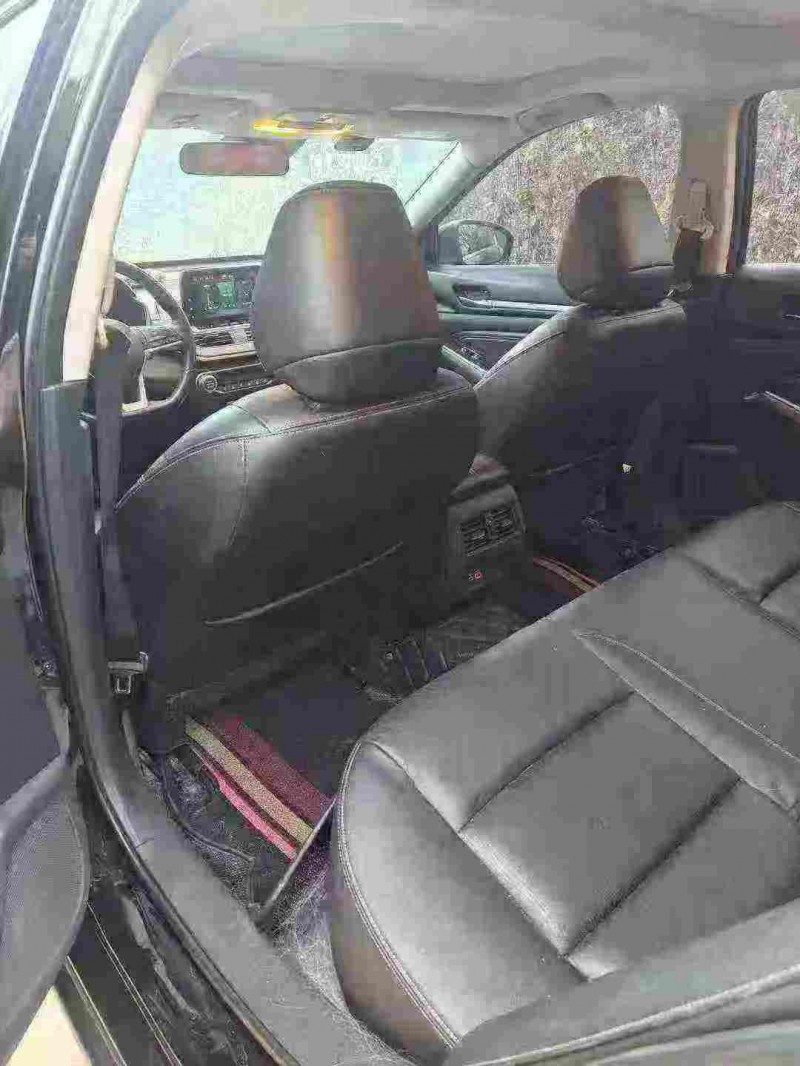 绍兴21年日产天籁4