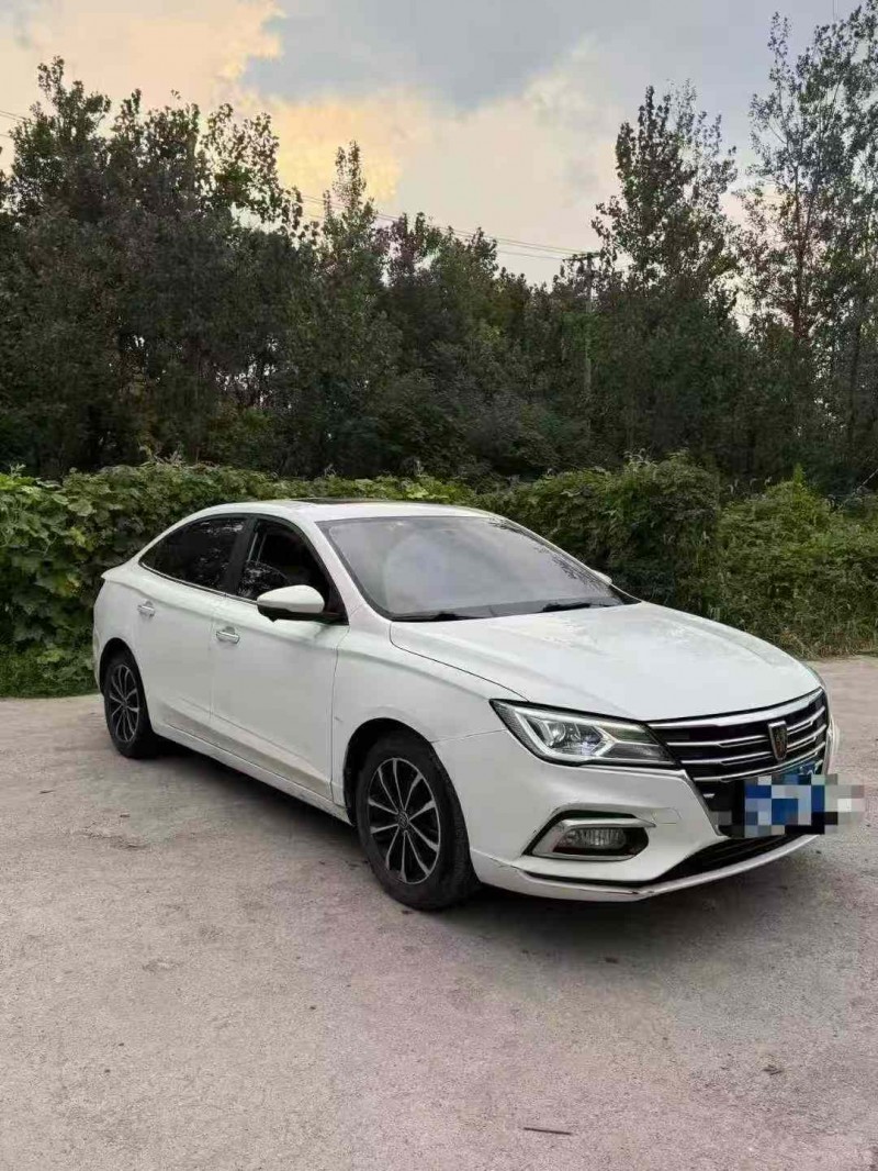 绍兴21年荣威i52