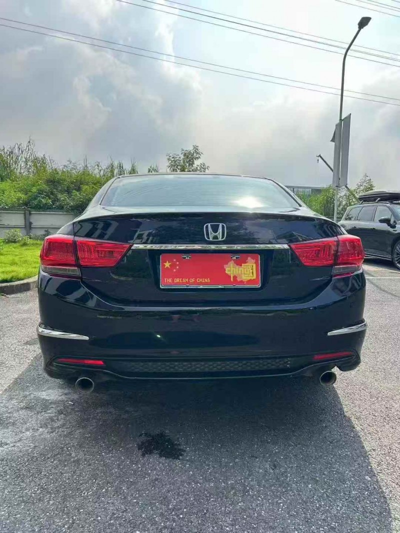 广州16年本田思铂睿9