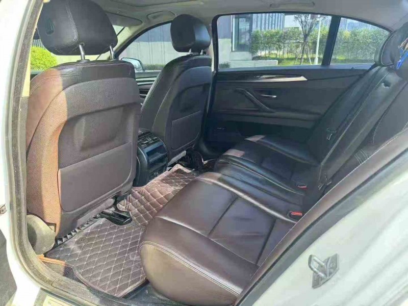 广州16年宝马5系5