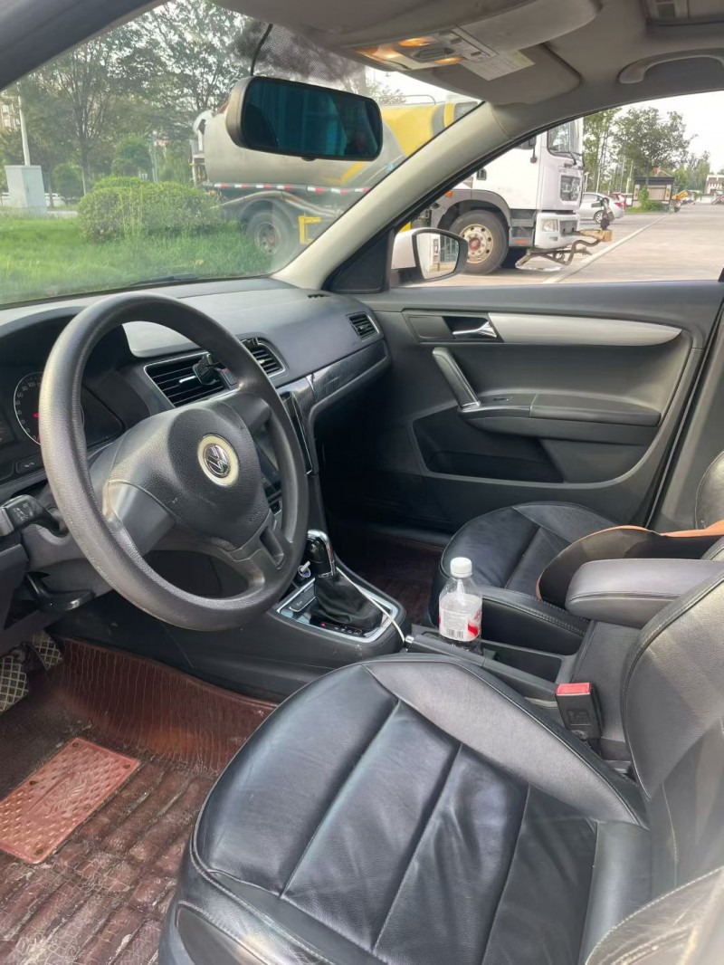 徐州14年大众朗行8