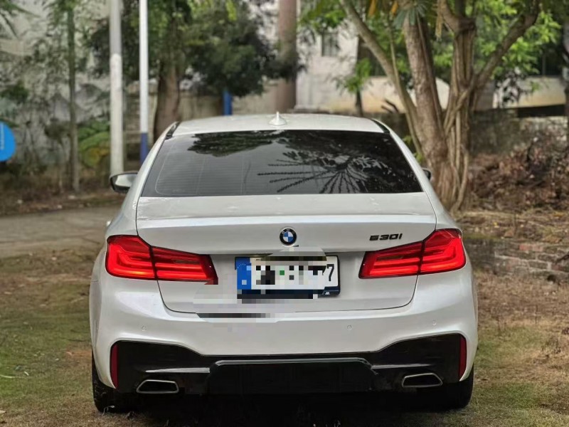 江门19年宝马5系8