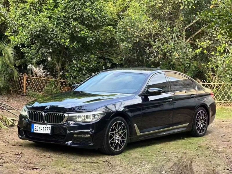 深圳17年宝马5系3