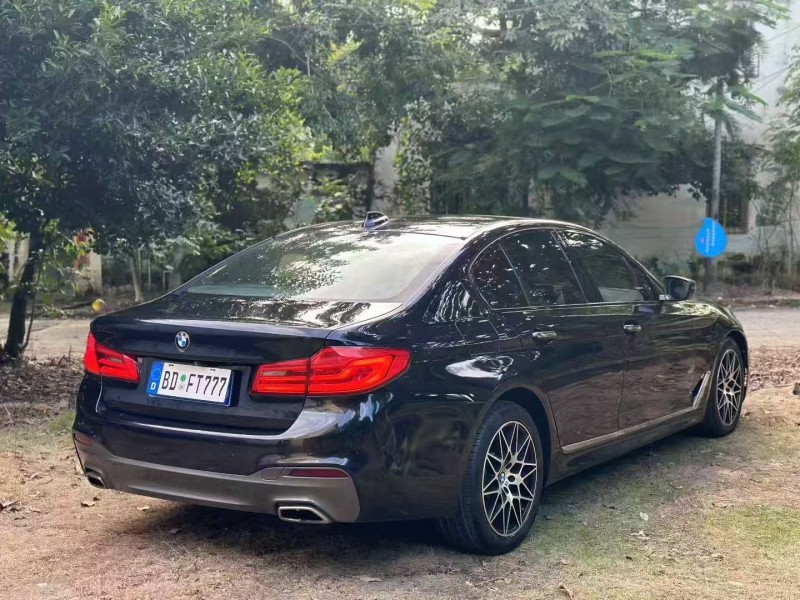 深圳17年宝马5系8