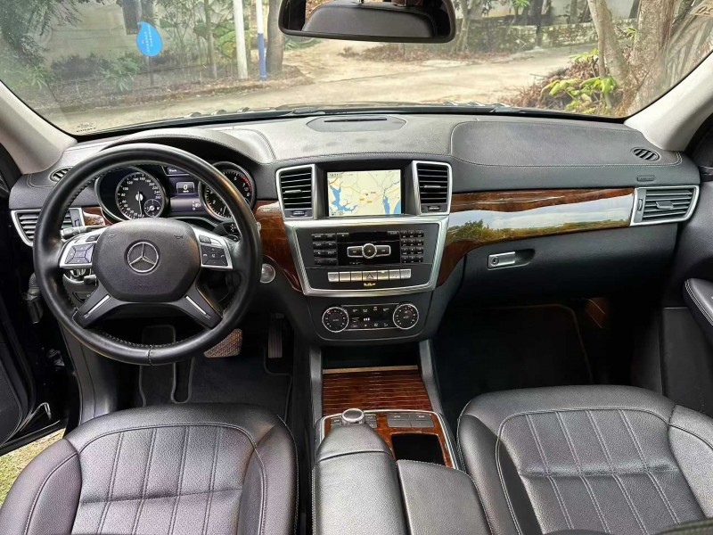 湛江16年奔驰GLS3